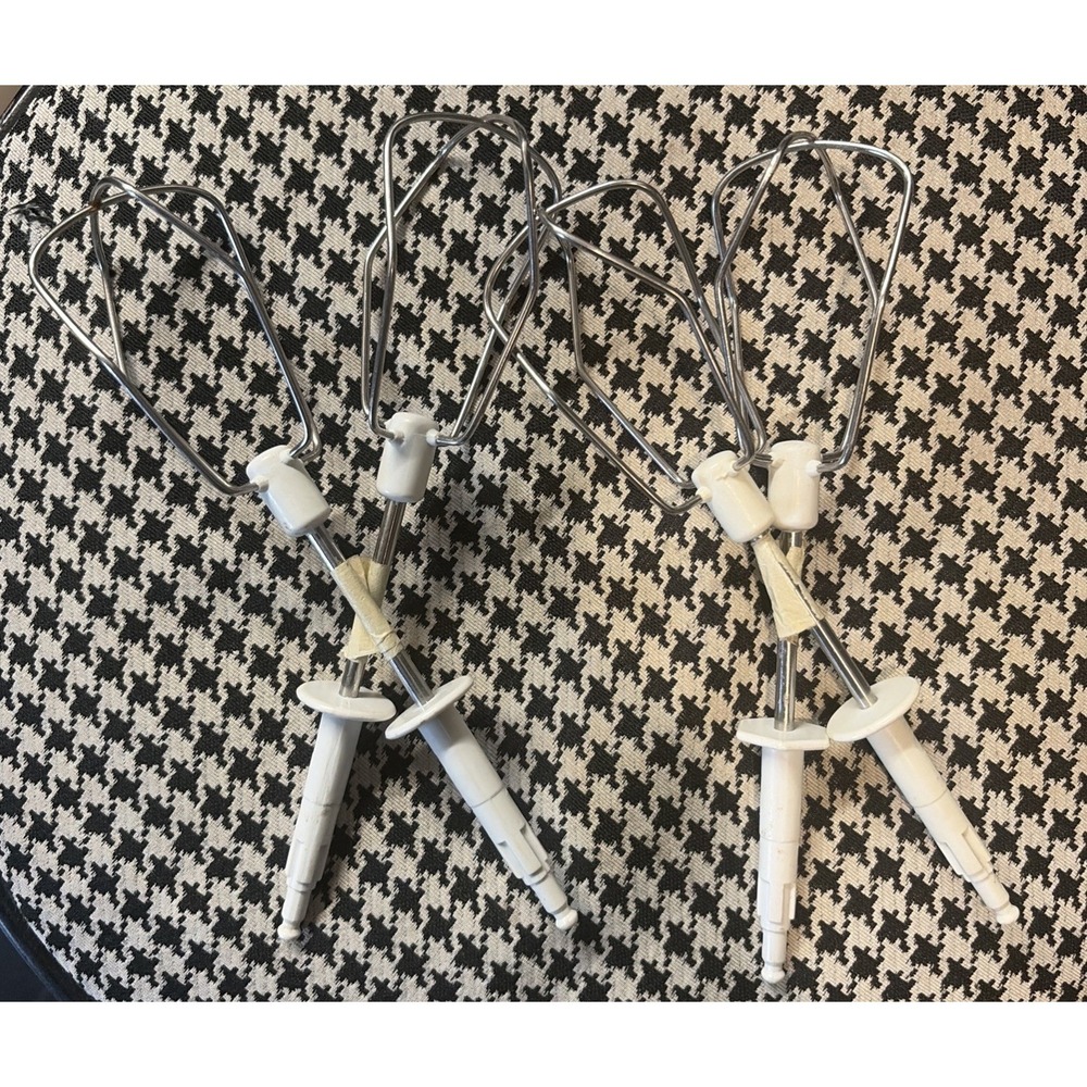 Braun Handheld Mixer Lot Of 4 Wire Whisks